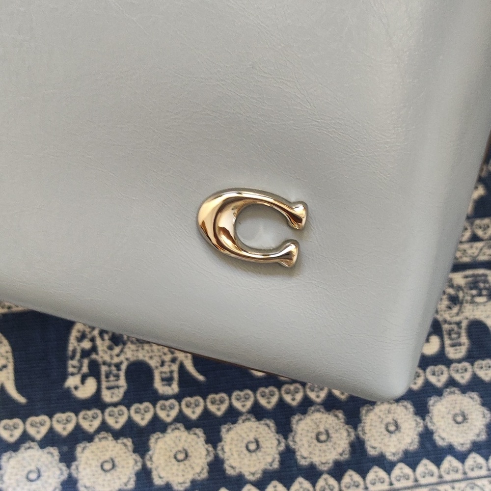 Coach Pale Blue Leather Shoulder Bag - Picture 3 of 12